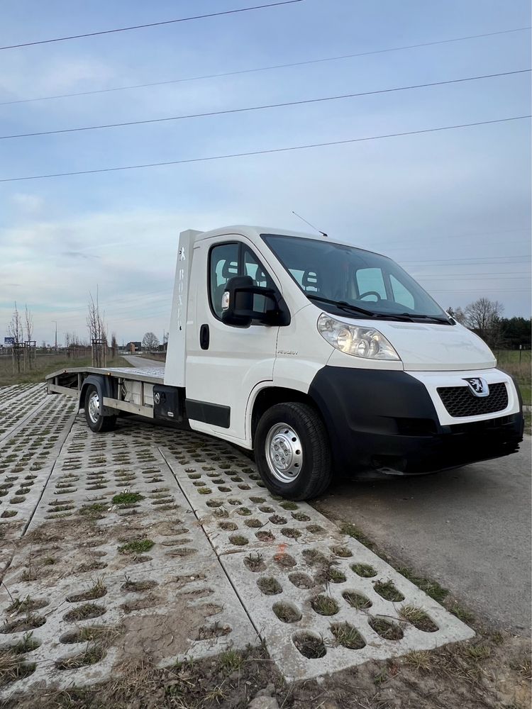 Peugeot -Boxer Auto-Laweta