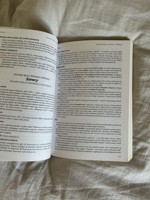 Opracowania lektur i wierszy matura