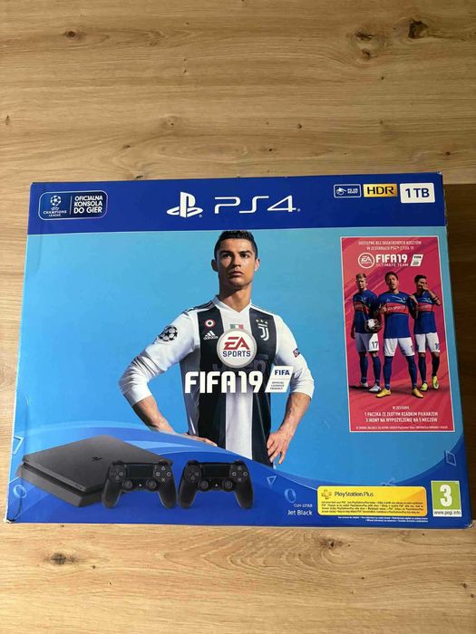 PlayStation 4 slim 1 TB + gratis gra FIFA 19