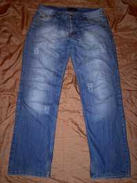 Брендовые летние рваные джинсы Lacoste Vuitton размер 33