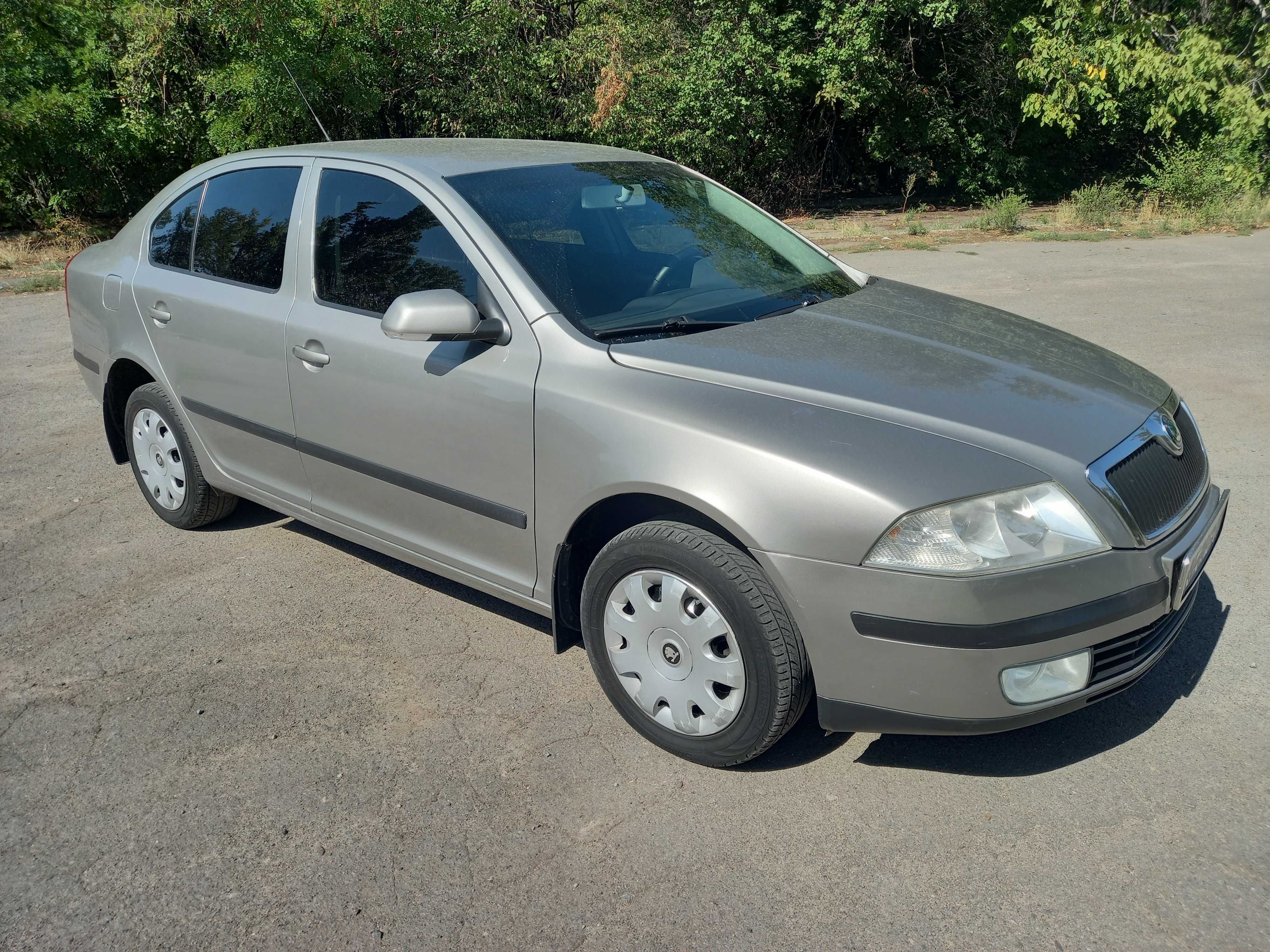 Шкода А5 2008 1.6 MPI Газ/Бензин