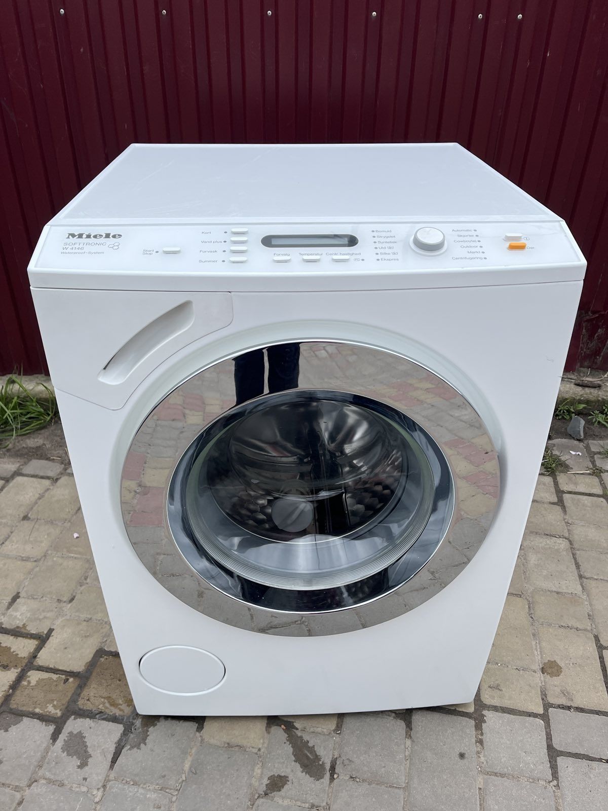 Стіральна машинка  Miele W4146