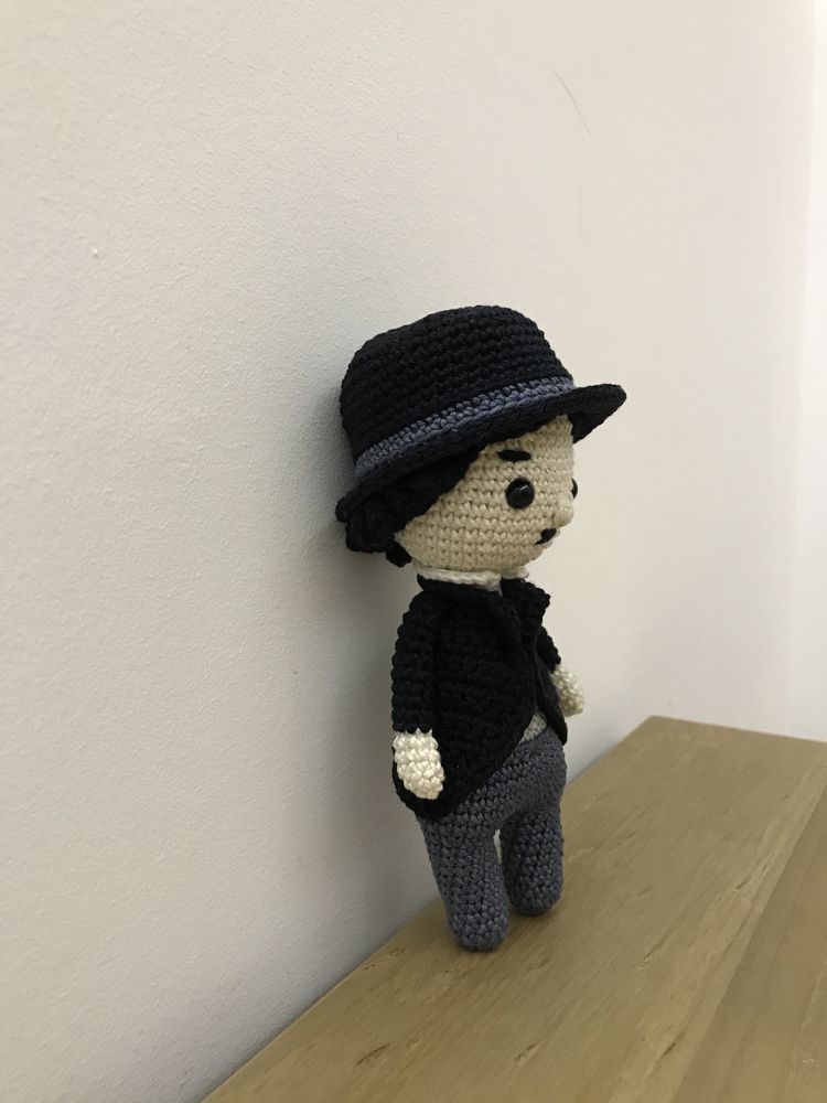 Chaplin em crochet / amigurumi