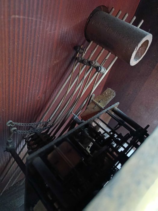 Relógio 3 cordas Madeira Nogueira Séc XIX 78  cm