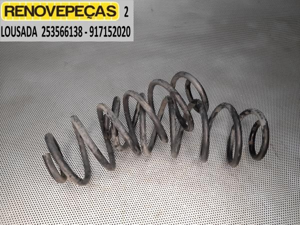 Mola de suspensão trás direita TOYOTA Yaris (_P9_)