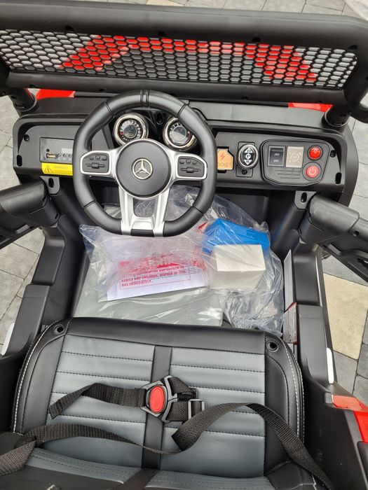 Дитячий електромобіль мерседес