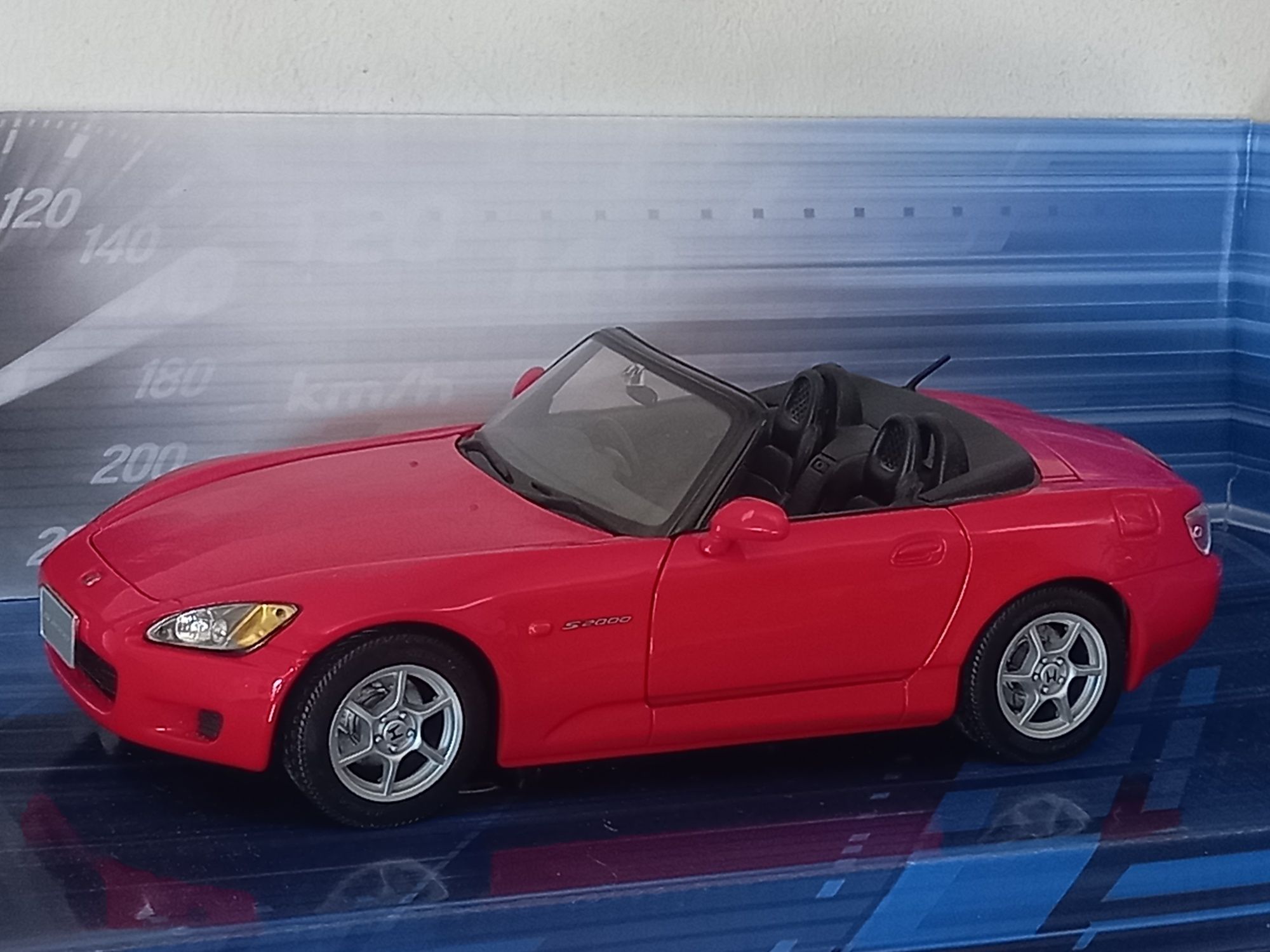 Honda S2000 escala 1/18 Maisto em muito bom estado/ sem caixa