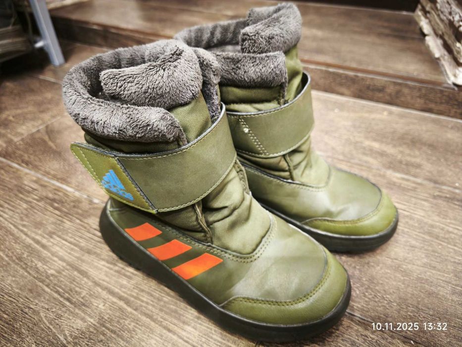 Дитячі зимові черевики Adidas (оригінал) , 33 розмір