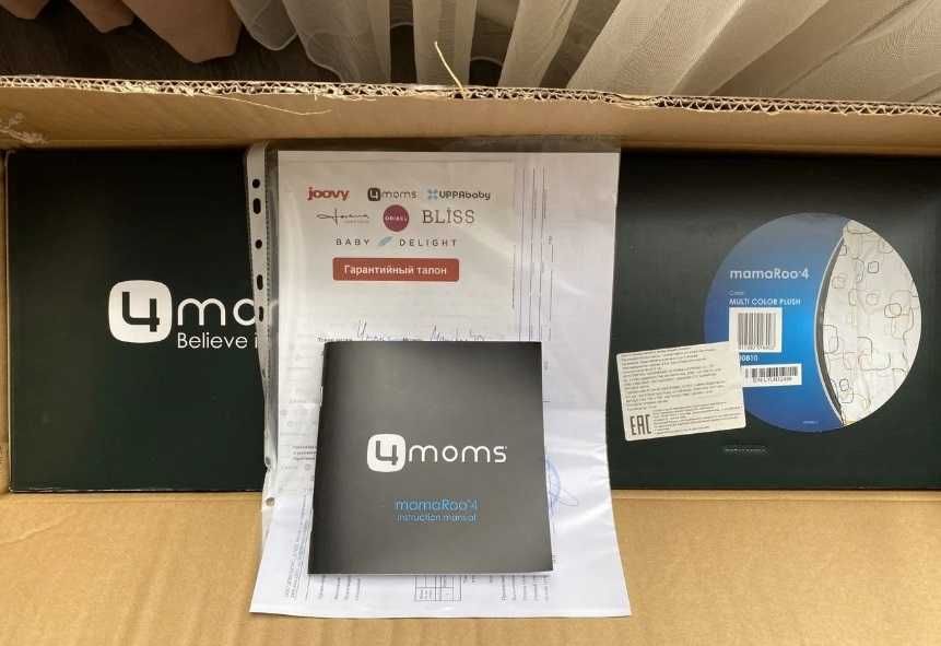 Укачивающий центр 4Moms Mamaroo 4.0+Вкладыш