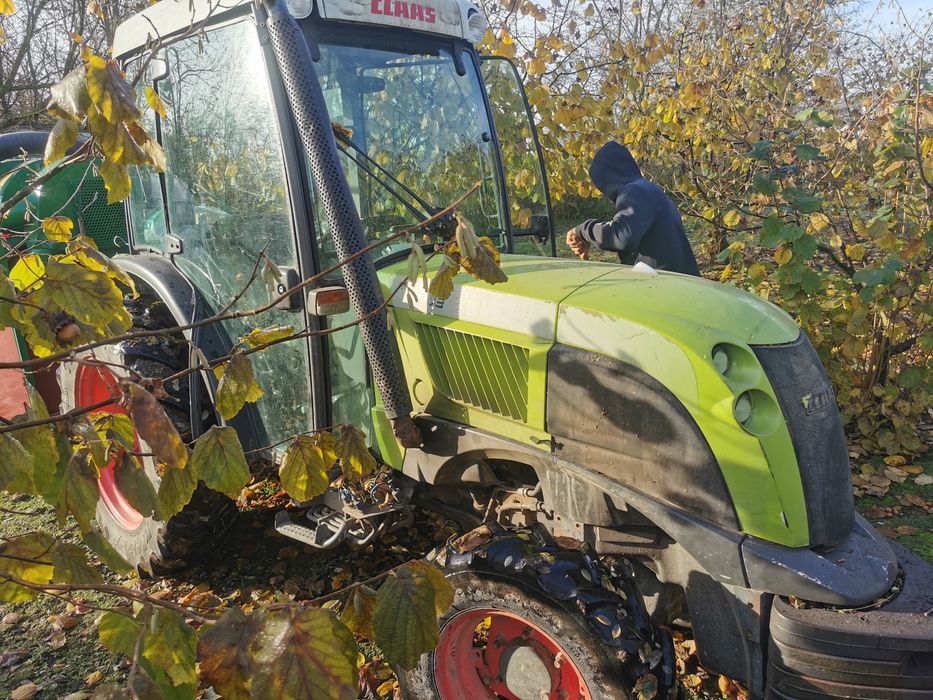 Ciągnik sadowniczy, claas nektis 227