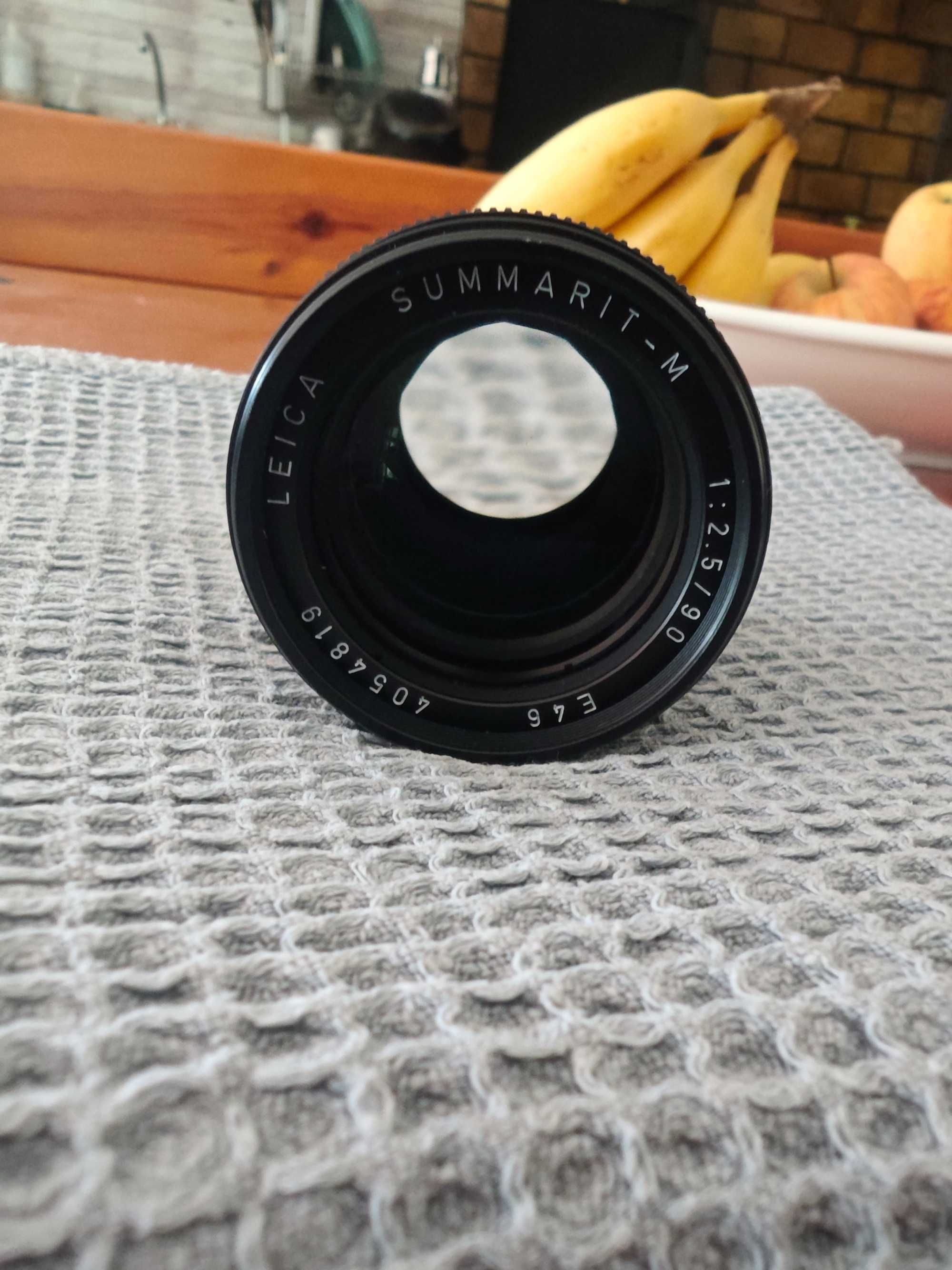 Leica 90mm f/2.5 Summarit-M