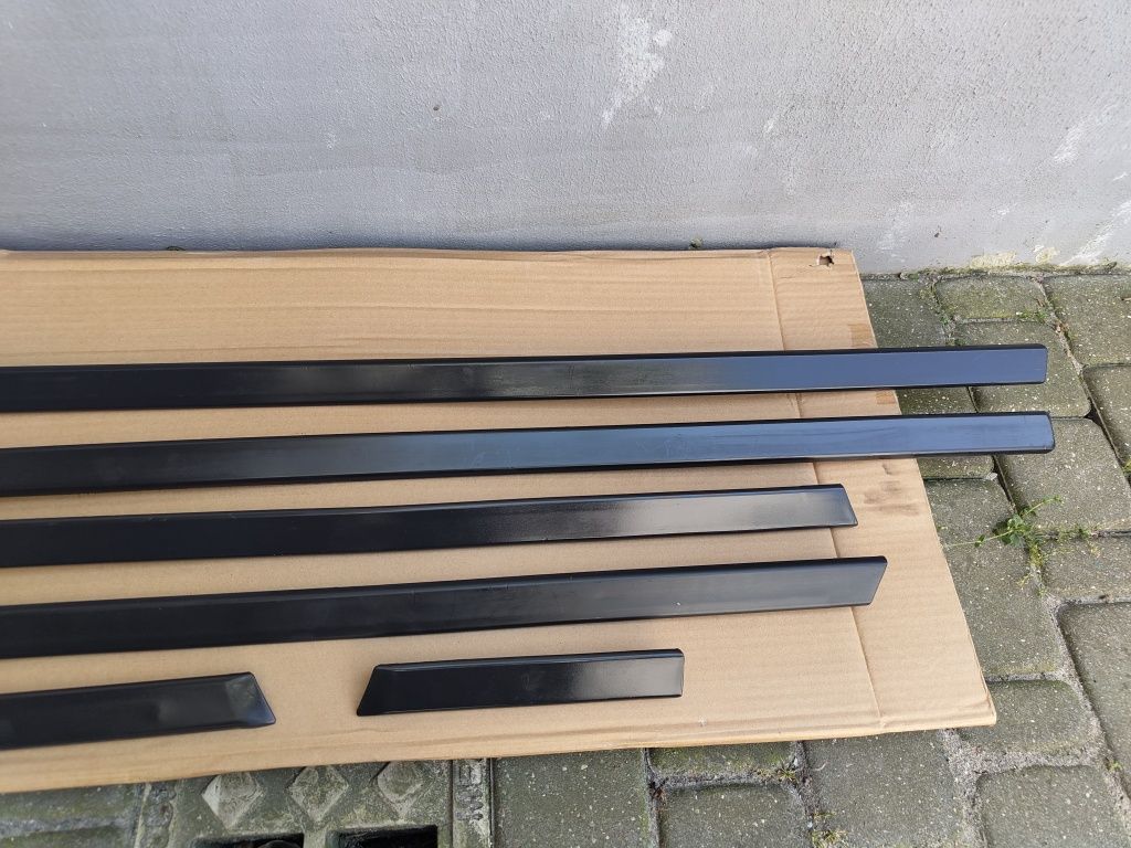 BMW E39 listwy M pakiet bez chromu piękne komplet