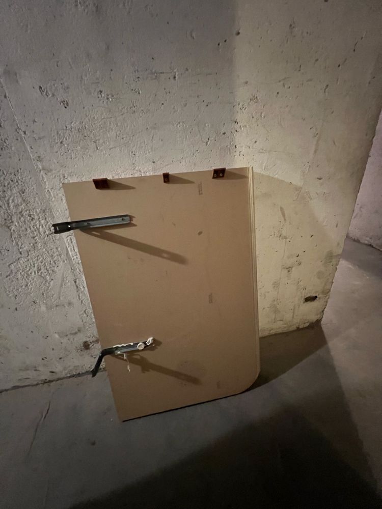 Blat kuchenny wraz nogami z aluminium