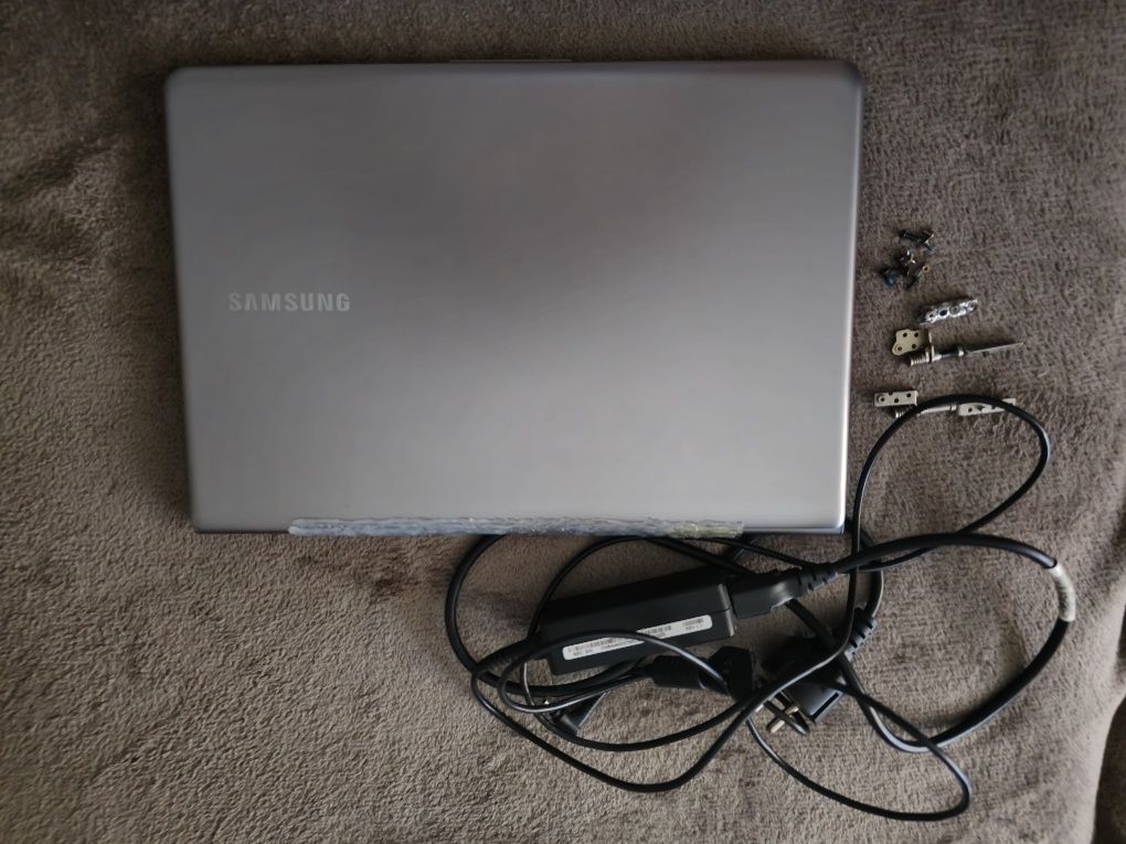 Notebook SAMSUNG NP530U3C-A09NL