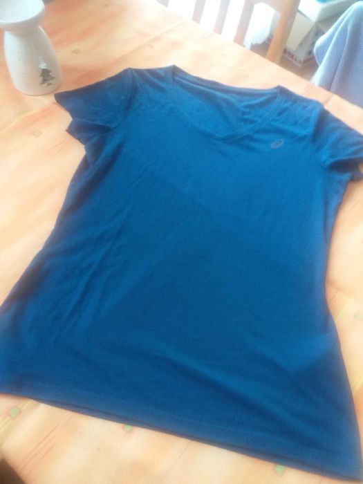 Tshirt sportowy asics