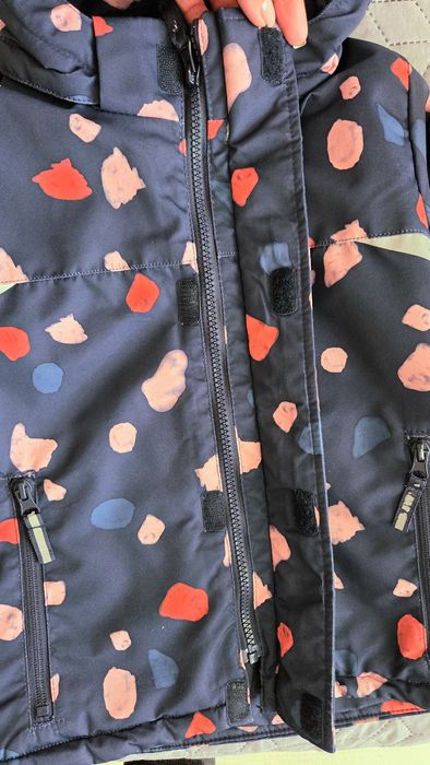 Зимова куртка H&M для дівчинки, розмір 4-5 р.