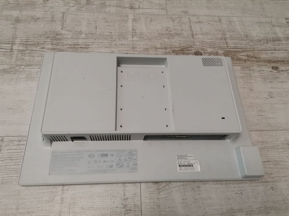 Монітор 22" NEC EA223WM — робочий, білий