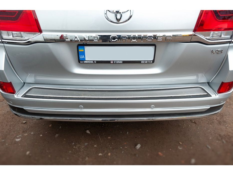 Toyota LC200 Задние габариты 2016+ (стандарт)