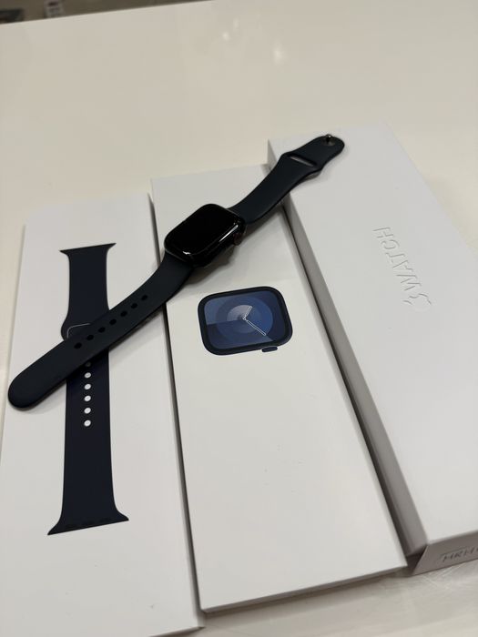 Apple Watch 9 41 mm Cellular
