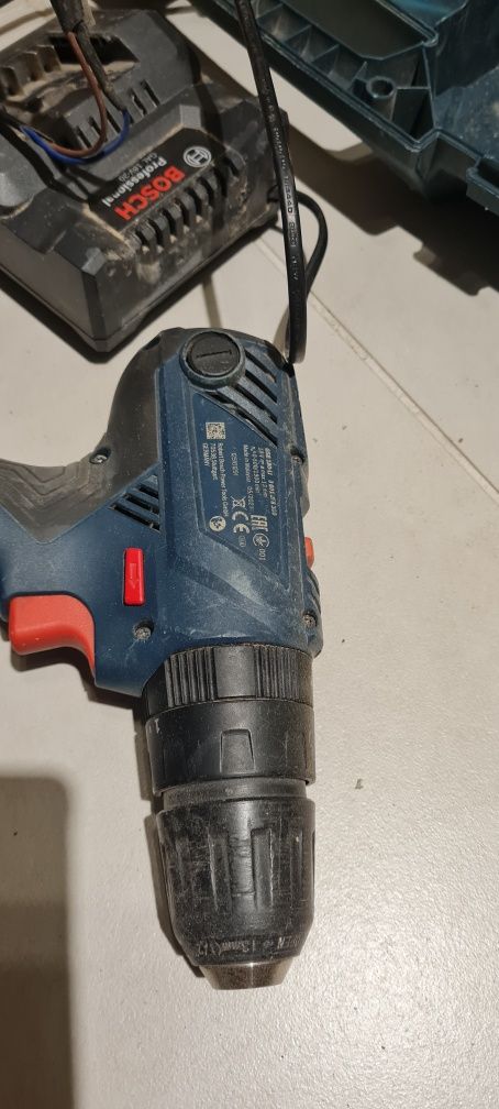 Wkrętarka bosch gsb 180-li  komolet