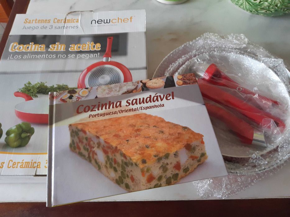 Set of 3 frying pans, new, in original packaging, with recipe book64551822067074120