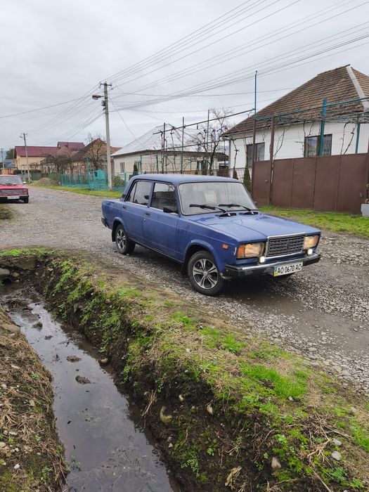 Продам  2005 рік