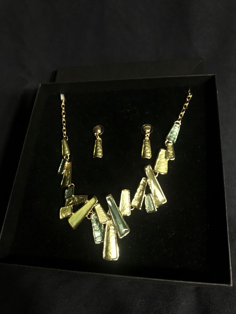 Ожерелье и сережки Washington necklace