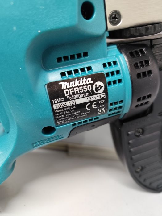 Makita DFR 550 акумуляторний шуруповерт стрічковий Макіта