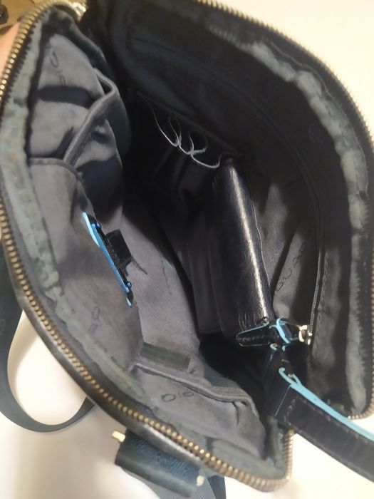 Чоловіча сумка Piquadro темно-синього кольору