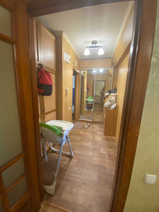 Продаж 1 к. кв. з сучасним ремонтом в районі Одеській