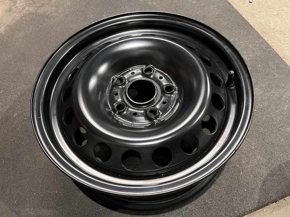 Fabrycznie nowe felgi stalowe 15” 5x112 OE VW Audi A3 a4 golf octavia