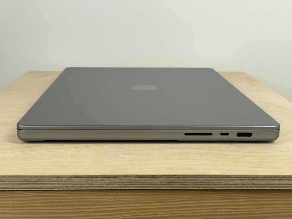 2023 MacBook Pro A2780 16" M2 MAX 96GB 2000GB NOWY !!! - SOLD!