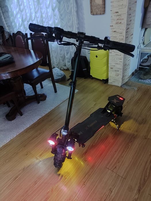 Електросамокат повний привід 2400 вт