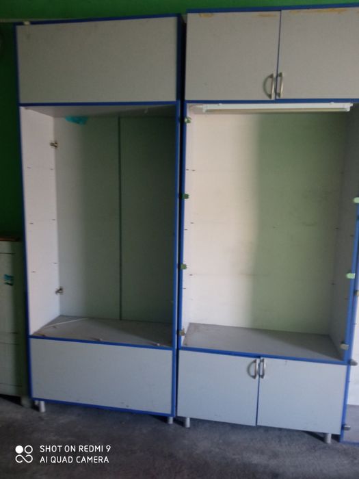 Продам меблі для аптек б/у