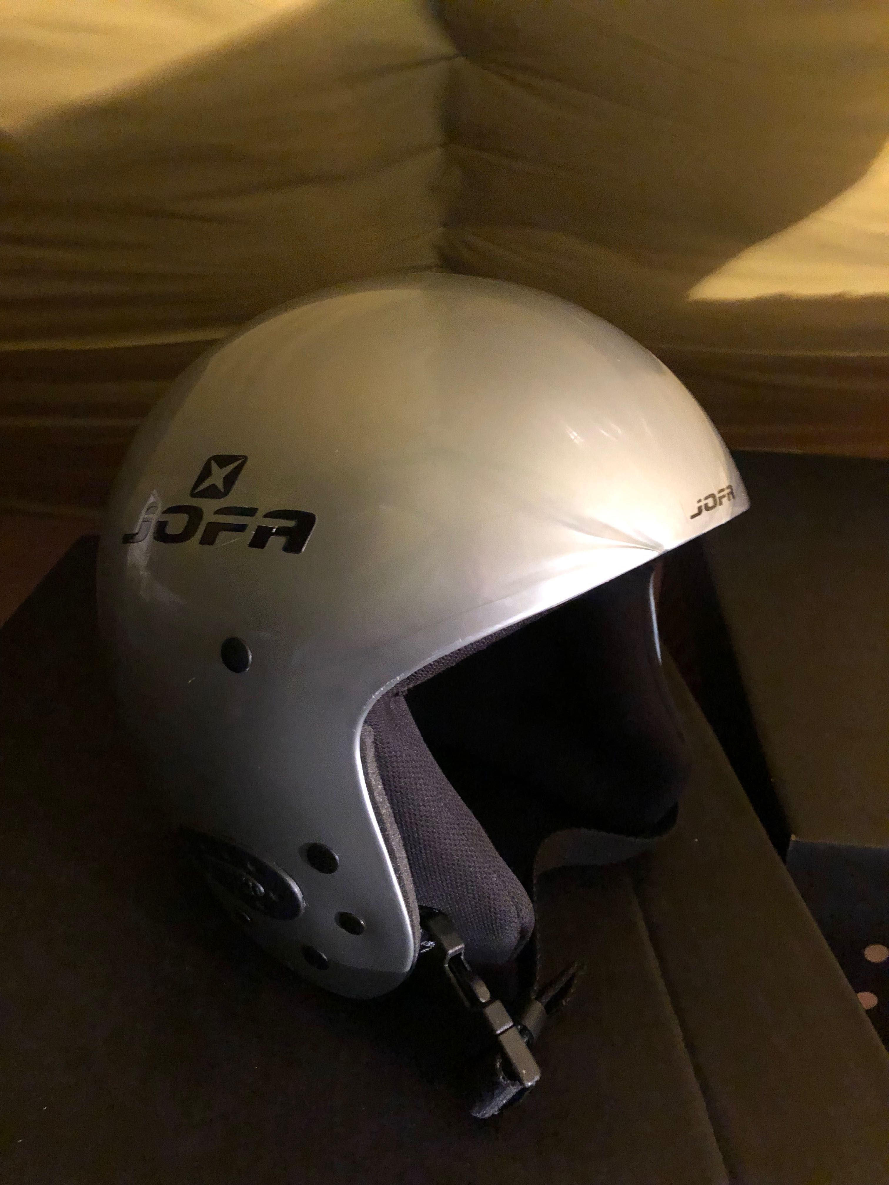 Kask narciarski dziecięcy Jofa