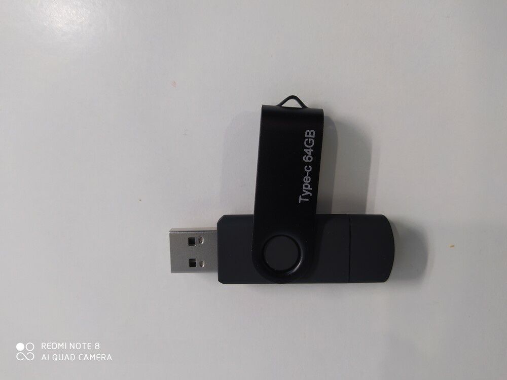 Флешка с разъемами type-c и usb. 64 гб.