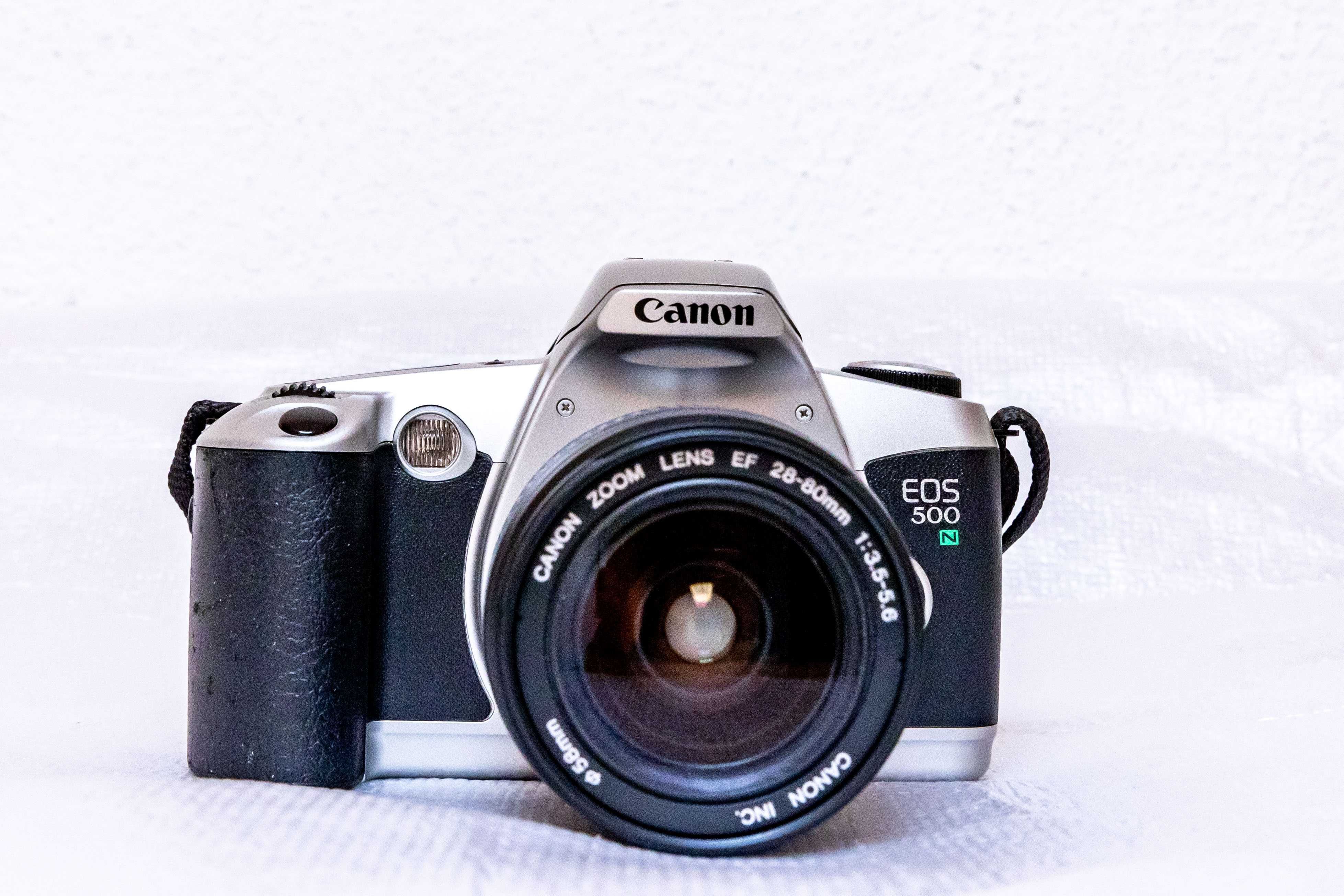 Canon EOS 500N + Lente 28-80 mm