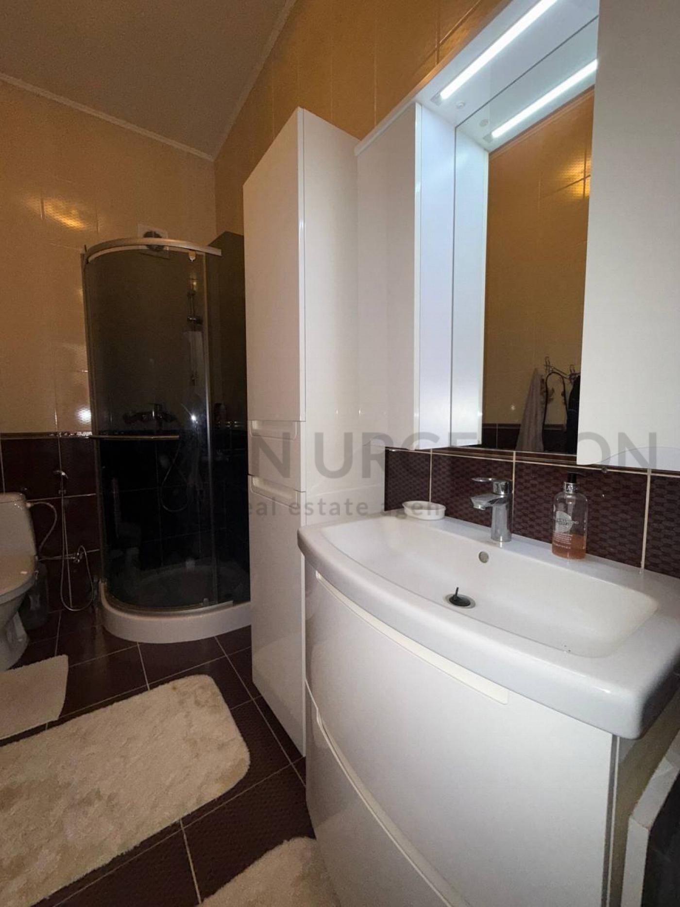 Продаж 2к квартири 54 м.кв / вул. Минайська, Новий район