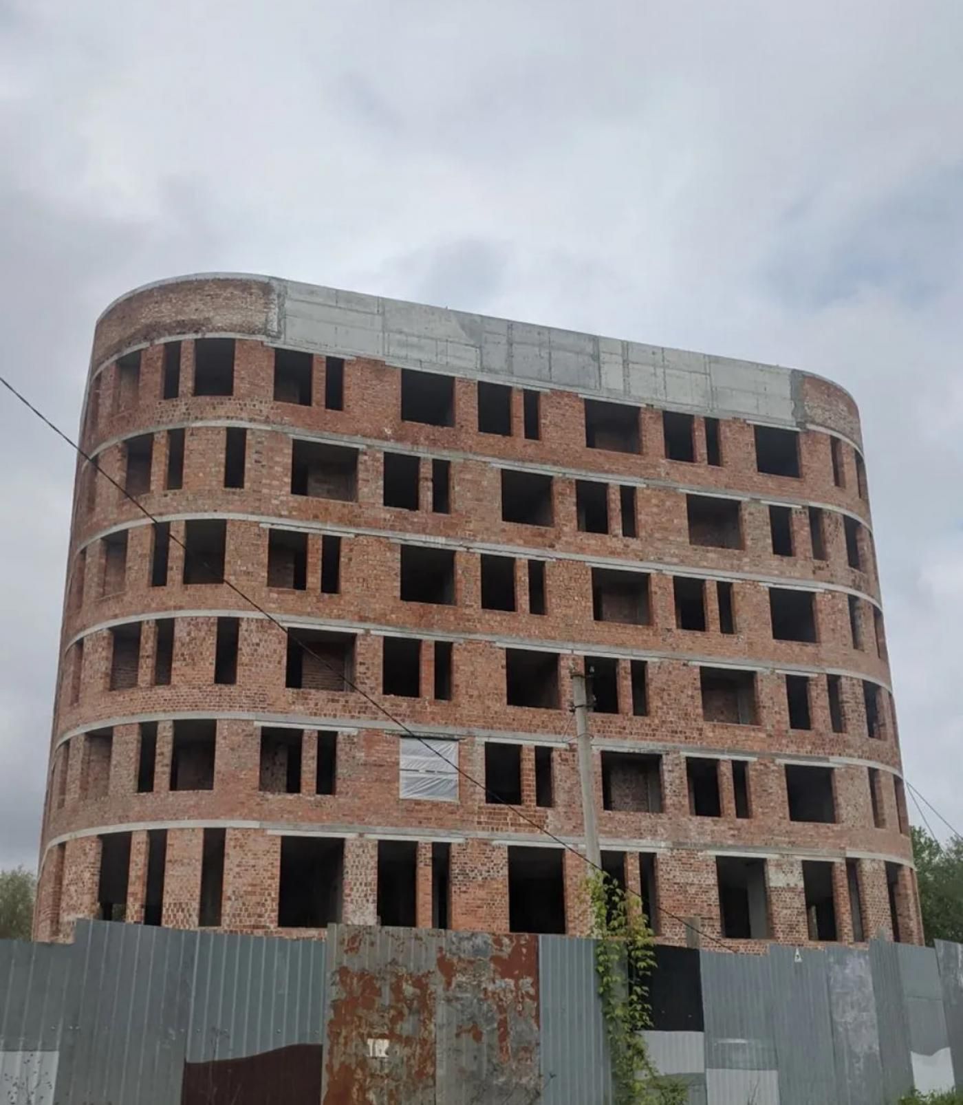 Продаж комерційного приміщення в житловому комплексі Миколайчука