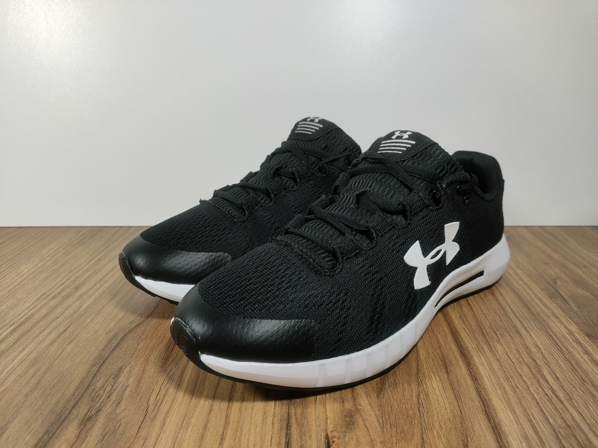 Buty Under Armour sneakersy damskie sportowe gym r. 40 26cm
