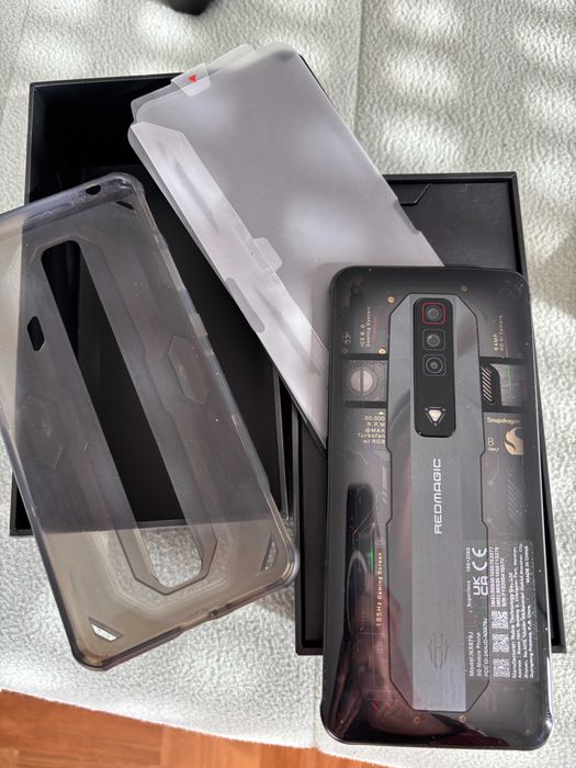 RedMagic 7 (excelente estado)