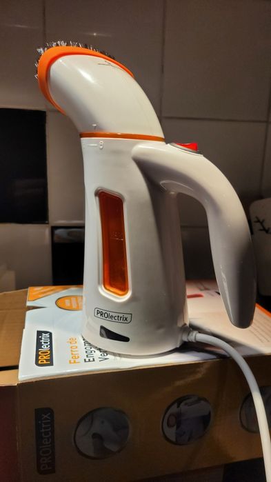 Máquina de Engomar a Vapor Portátil PROlectric (Pouco Usada)