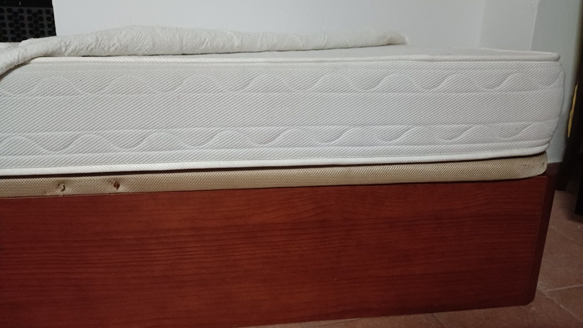 Cama solteiro - sommier