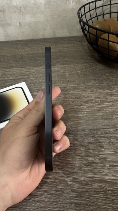 Iphone 16e e-sim ICloud