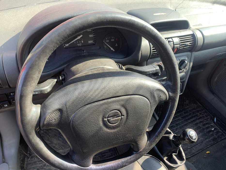 Продам Opel Corsa 1996 року