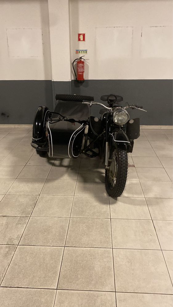 DNEPR K750 Sidecar Ano 1964 (TROCA)