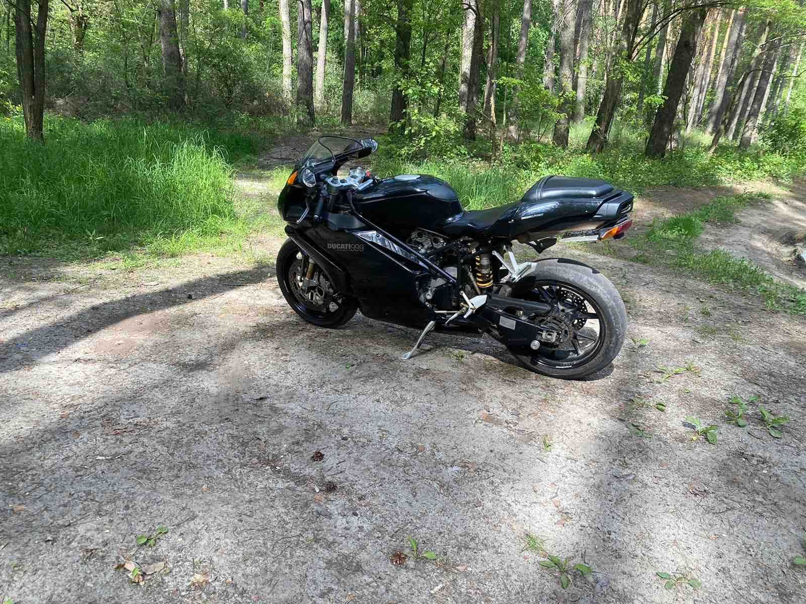 Ducati 999 спотрбайк