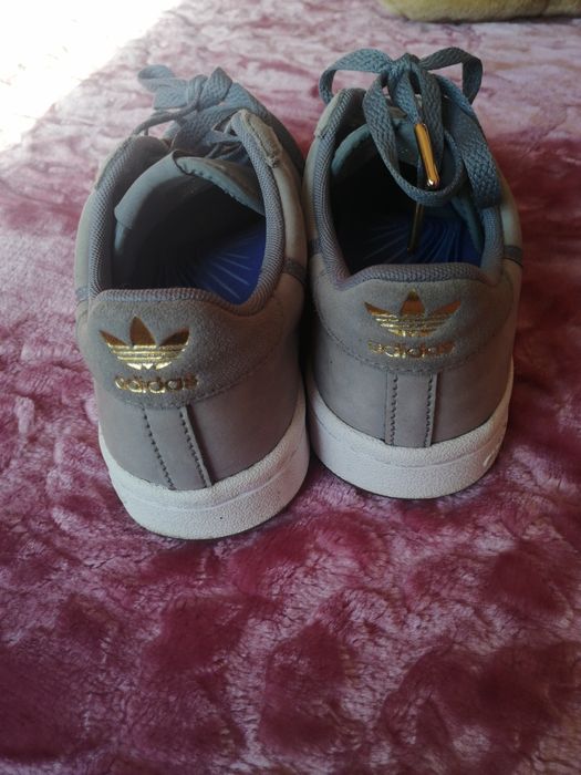 Vendo sapatinhas originais