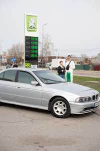 Продам BMW e39 520i 1997года