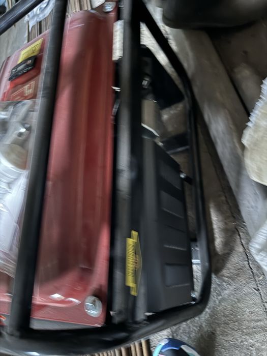 Генератор бензин новый 3КВ